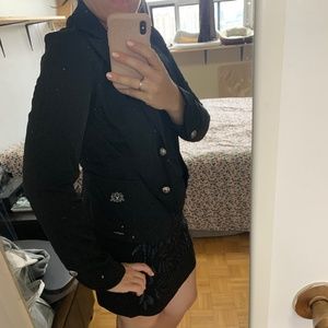 Black fitted blazer